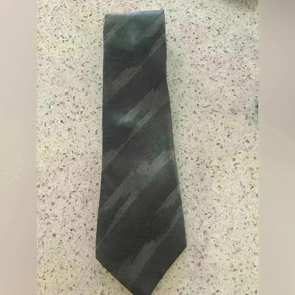 Vintage Giorgio Armani Collezioni Gray Tie - Picture 1 of 6